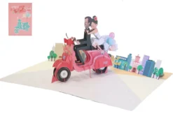 biglietto di auguri - sposi in vespa - kirigami