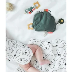 doudou 3in1 con portaciuccio e massaggiagengive tiny tropics, verde - 30x30 cm