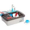 first sink and stove - primo piano cottura con lavandino con accessori