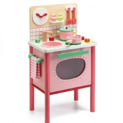 la cucina in legno rosa di lila