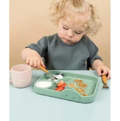 piatto a scomparti peekaboo - croco e zeebe - verde - 100% silicone alimentare